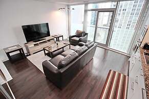 Exquisite High-Rise 1 Bedroom next to Scotia Arena
