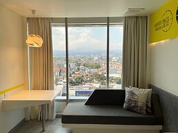 YELLO Hotel Paskal Bandung