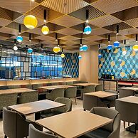 YELLO Hotel Paskal Bandung