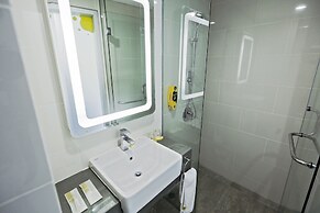 YELLO Hotel Paskal Bandung