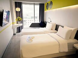 YELLO Hotel Paskal Bandung