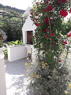 Holiday House Perkic mm