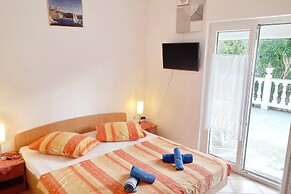 Holiday House Perkic mm