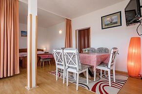 Holiday House Perkic mm