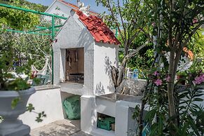 Holiday House Perkic mm