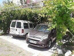 Holiday House Perkic mm