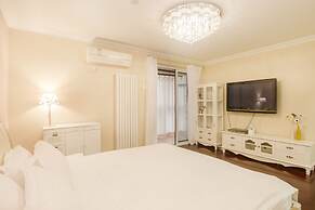 LayMayRest Service Apartment