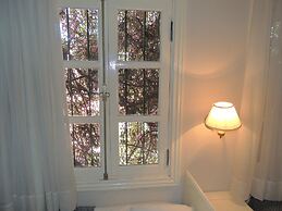 GM Rooms Rental Suites