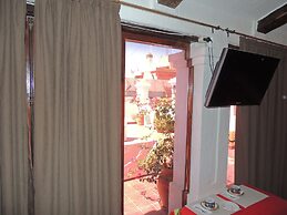 GM Rooms Rental Suites