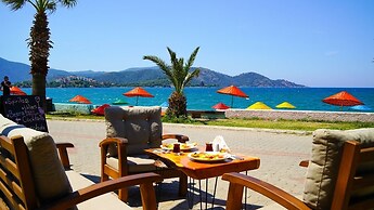 Aquila Beach Hotel