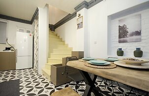 Stylish Triplex House Balat
