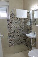 Garni Hotel 11Tica DM