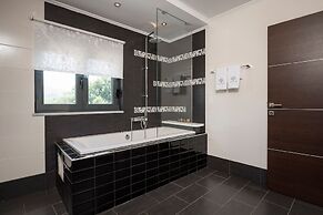 Mythic Olive Villa Views - Private Pool