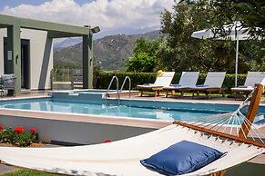 Mythic Olive Villa Views - Private Pool