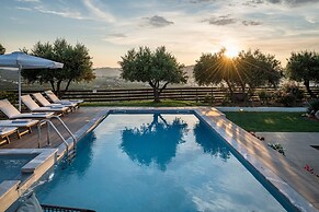 Mythic Olive Villa Views - Private Pool