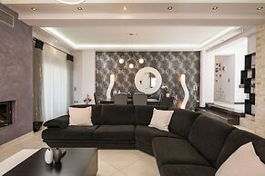 Mythic Olive Villa Views - Private Pool