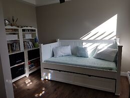 The Chirping Cricket Bed & Breakfast