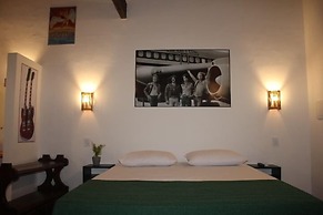 Casa Larrosa Itaúna - Adults Only