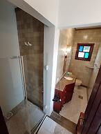 Casa Larrosa Itaúna - Adults Only