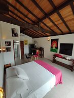 Casa Larrosa Itaúna - Adults Only