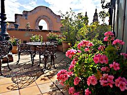 Hotel Hacienda Los Narcisos