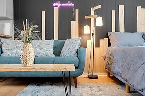 Sandcastle Inn & Motel