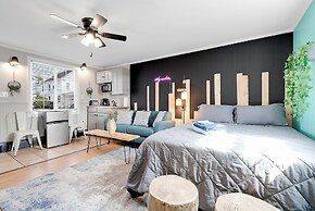 Sandcastle Inn & Motel