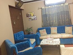 Explore Cairo From A Cozy Designed apt