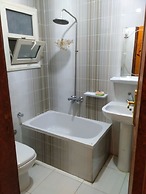 Explore Cairo From A Cozy Designed apt