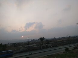 Explore Cairo From A Cozy Designed apt