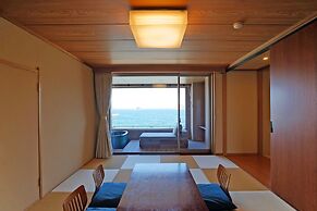 IKI RETREAT by Onko Chishin