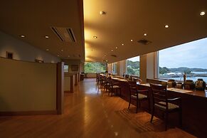 IKI RETREAT by Onko Chishin