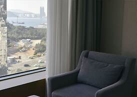 Baymond Hotel