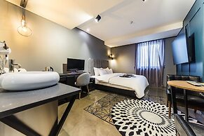 Anyang Premier Hotel XYM