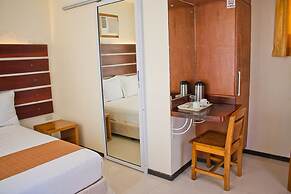 Caluwayan Palm Island Resort