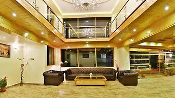 Whistling Pines Resorts and Spa