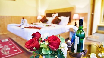 Whistling Pines Resorts and Spa