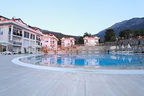 Garden Apartments G3 by Turkish Lettings