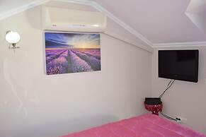 Thera Apartments 22 by Turkish Lettings