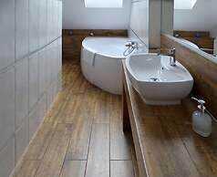 EverySkyKomuny Paryskiej