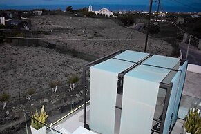 Ariana Eco Suites - Adults Only