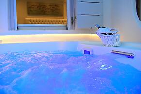 Ariana Eco Suites - Adults Only