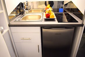 Ariana Eco Suites - Adults Only