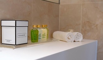 Nash Suites Airport Hotel