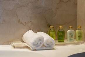 Nash Suites Airport Hotel