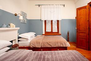 Villas by Pelion Esties in Agios Georgios Nilias