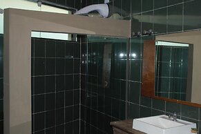 Curvão Surf House - Hostel