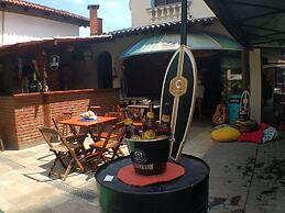 Curvão Surf House - Hostel