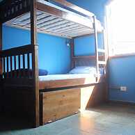Curvão Surf House - Hostel