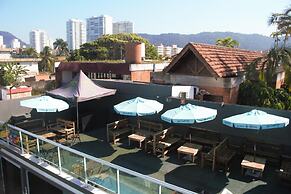 Curvão Surf House - Hostel